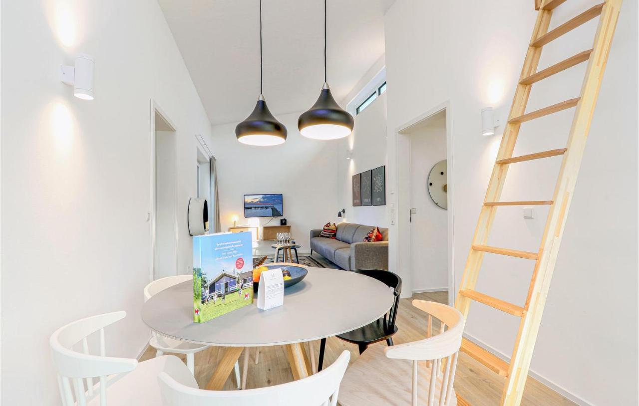 Gorgeous Home In Lembruch-Duemmer See With Kitchen Exterior foto